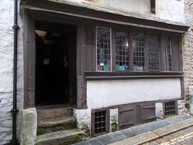 plymouth attractions elizabethan house